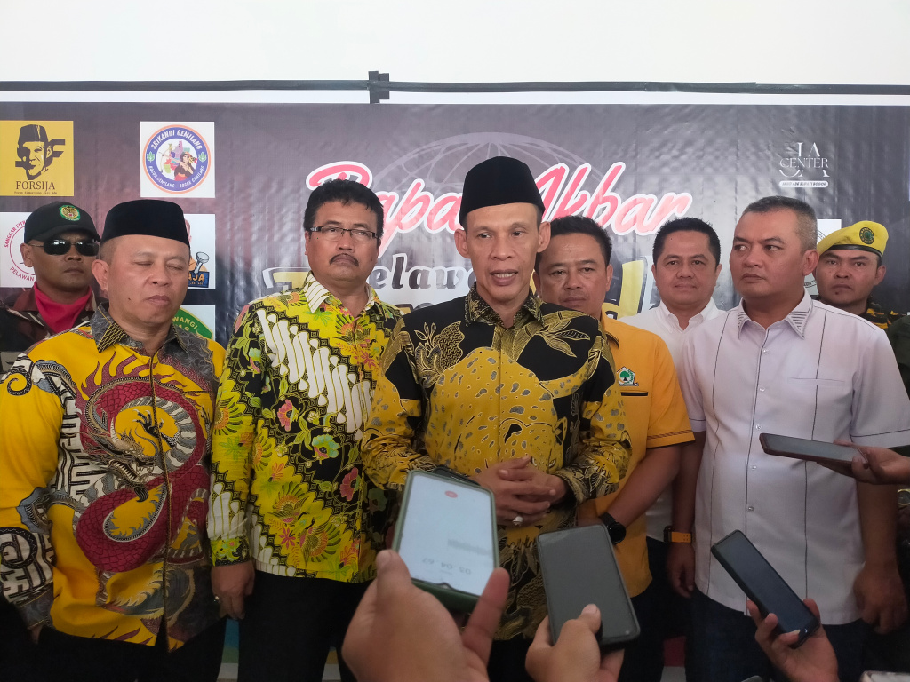 Melalui Rapat Akbar Relawannya, Bacabup Bogor Jaro Ade Beri Pesan Penting Ini