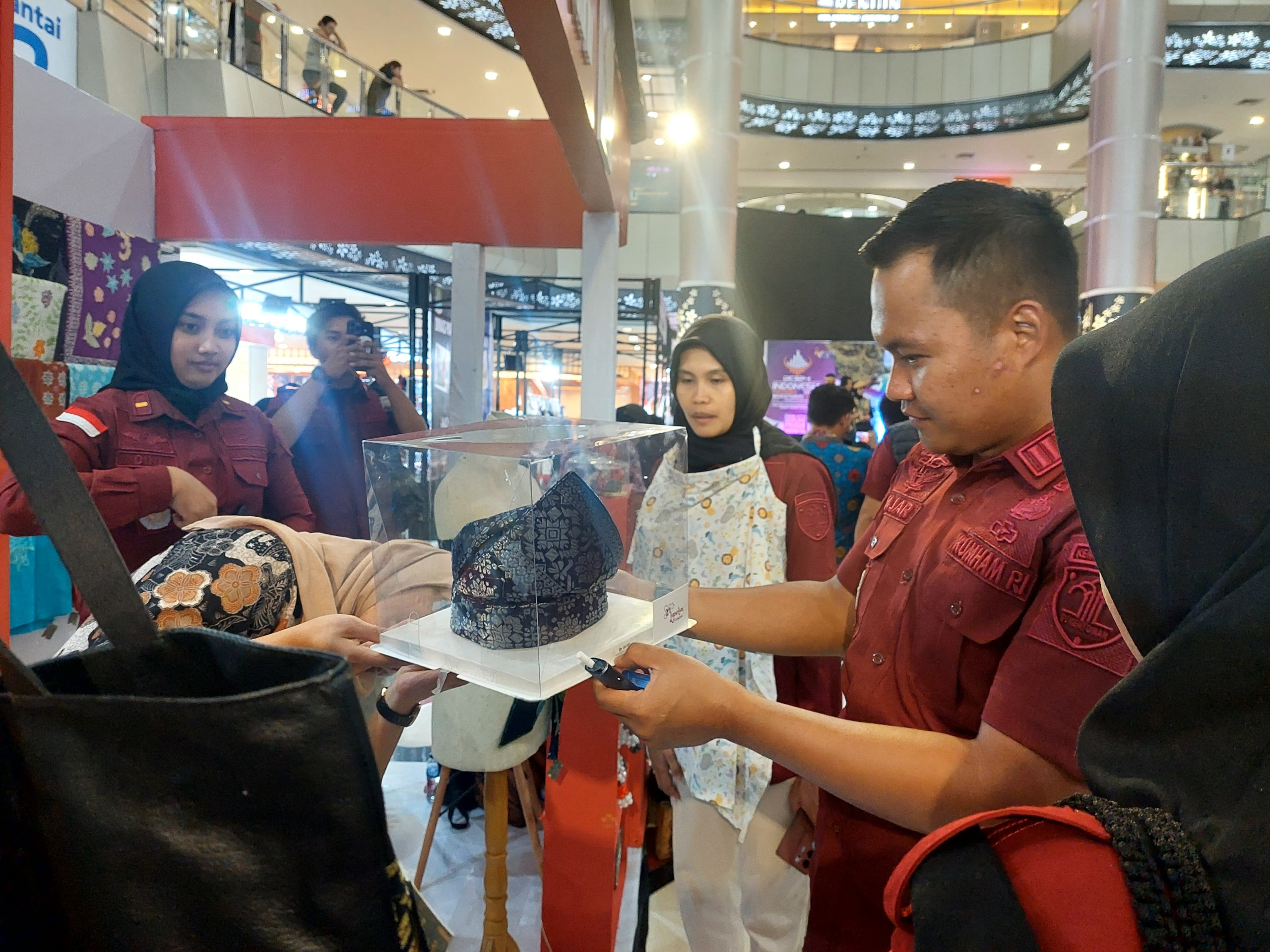 Tampilkan Karya Warga Binaan, Rutan Kelas IIA Batam Ikuti Pameran Indonesia Tourism & Trade Investment Expo 2024 di Nagoya Hill Mall