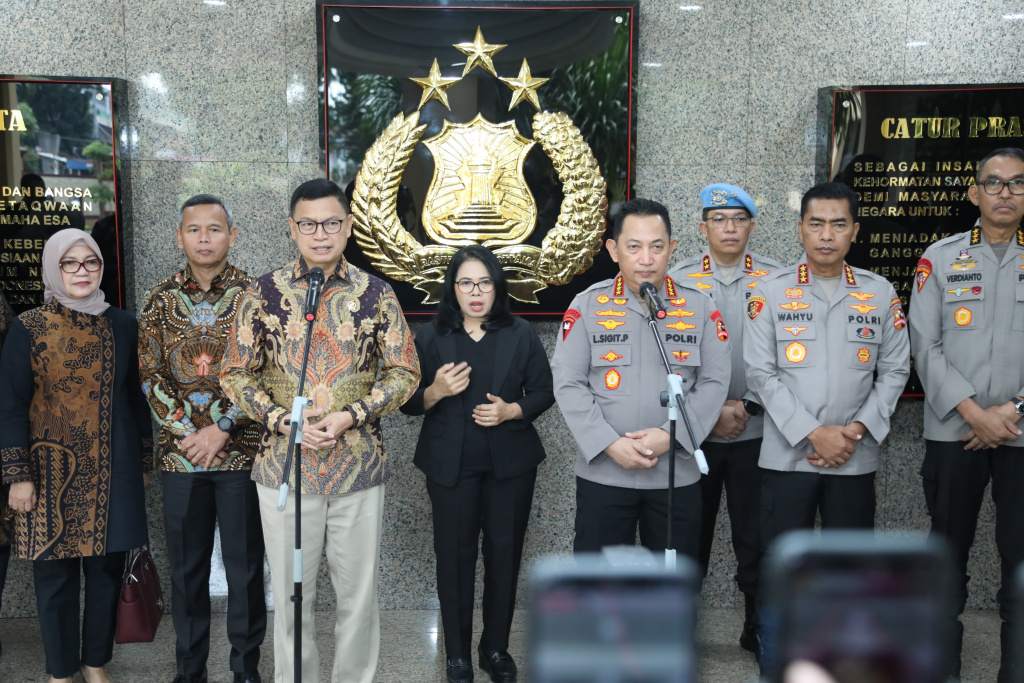 Kapolri Pastikan Bakal Tindak Tegas Mafia Obat saat Menerima Kunjungan BPOM