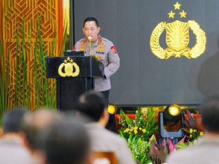 Kapolri Membuka Rapat Kerja Teknis Gabungan Seluruh Divisi