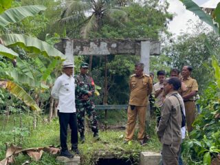 Wabup Jaro Ade Sidak Irigasi Rusak di Desa Kalong Liud, Pastikan Diperbaiki Tahun Ini