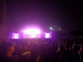 Konser Bingkai Muda Indonesia di Stadion Pakansari Ambyar Dipadati Penonton, Kadispora Kabupaten Bogor Sampaikan Pesan Ini