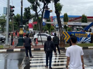Bupati Bogor Rudy Susmanto Percepat Penataan Kabel Fiber Optik, Kini Menyasar Simpang Ediyoso