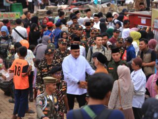 Bupati Rudy Susmanto Tekankan Kolaborasi Pemerintah, Ulama dan Masyarakat dalam Memakmurkan Masjid Raya Nurul Wathon Pakansari