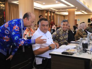 Bupati Bogor Hadiri Rapat Tingkat Menteri Bahas Pemulihan Lahan dan Antisipasi Banjir di Hulu Ciliwung