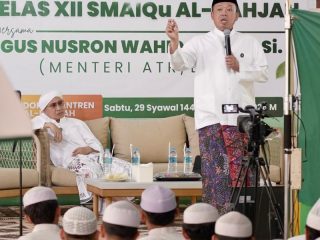 Berikan Motivasi saat Di Ponpes Al Bahjah Cirebon, Menteri Nusron Wahid Ingin Santri Dikader sebagai Pelaksana Kebijakan di Bidang STEM