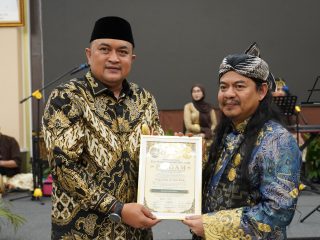 Bupati Bogor Rudy Susmanto Terima Sejumlah Tanda Kehormatan dari Kerajaan dan Kesultanan Nusantara
