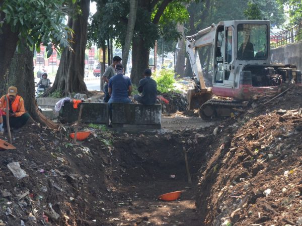 Bupati Bogor Rudy Susmanto Percepat Normalisasi Saluran Air Hadapi Musim Kemarau