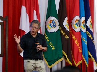 Tak Sekadar Ilmu Pertanahan, Rocky Gerung Nilai Taruna/i Politeknik Agraria STPN Belajar Banyak Disiplin Ilmu