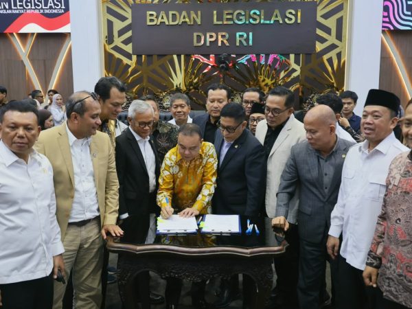 Pembahasan Tingkat I RUU Pengaturan Reforma Agraria Disepakati untuk Dilanjutkan ke Sidang Paripurna