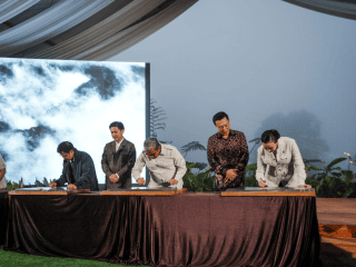 EIGER Nature Diresmikan, Menteri Pariwisata Apresiasi Komitmen Wisata Alam Berkelanjutan